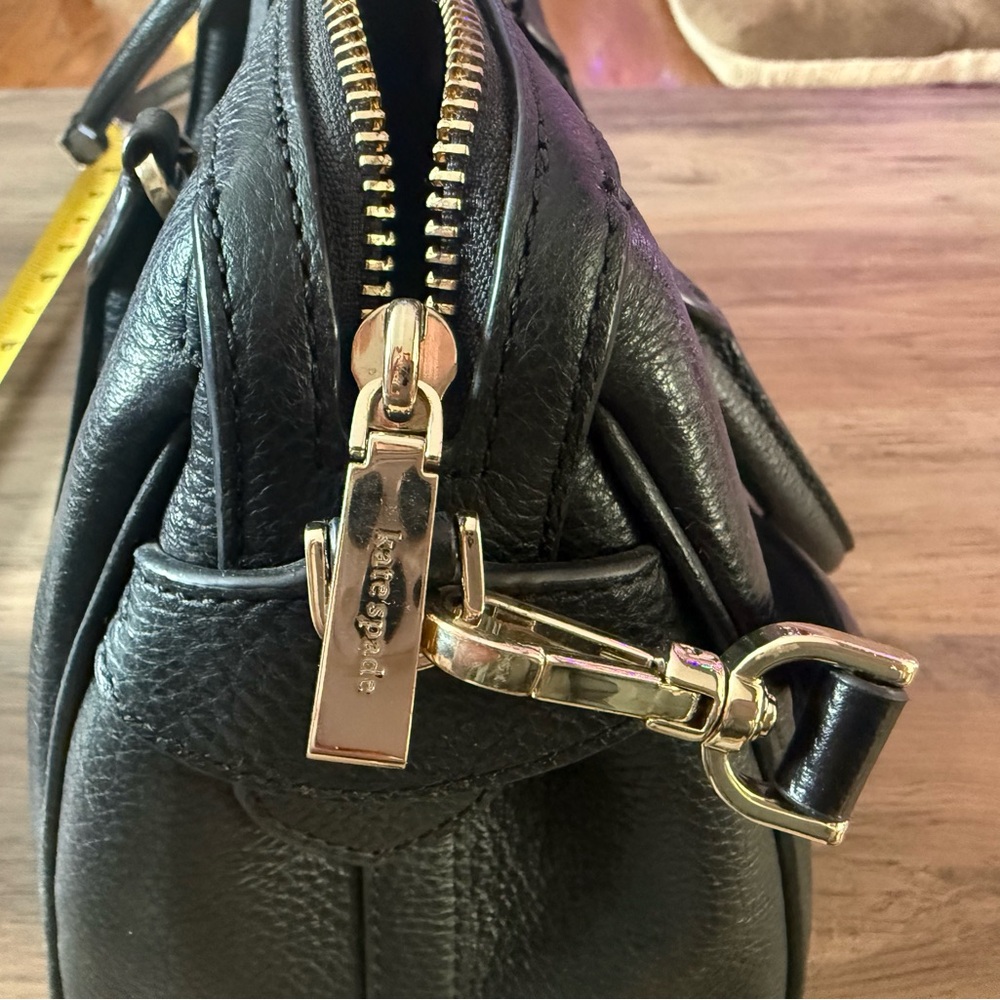 Kate Spade Black Pebbled Satchel with crossbody strap - Picture 4 of 7